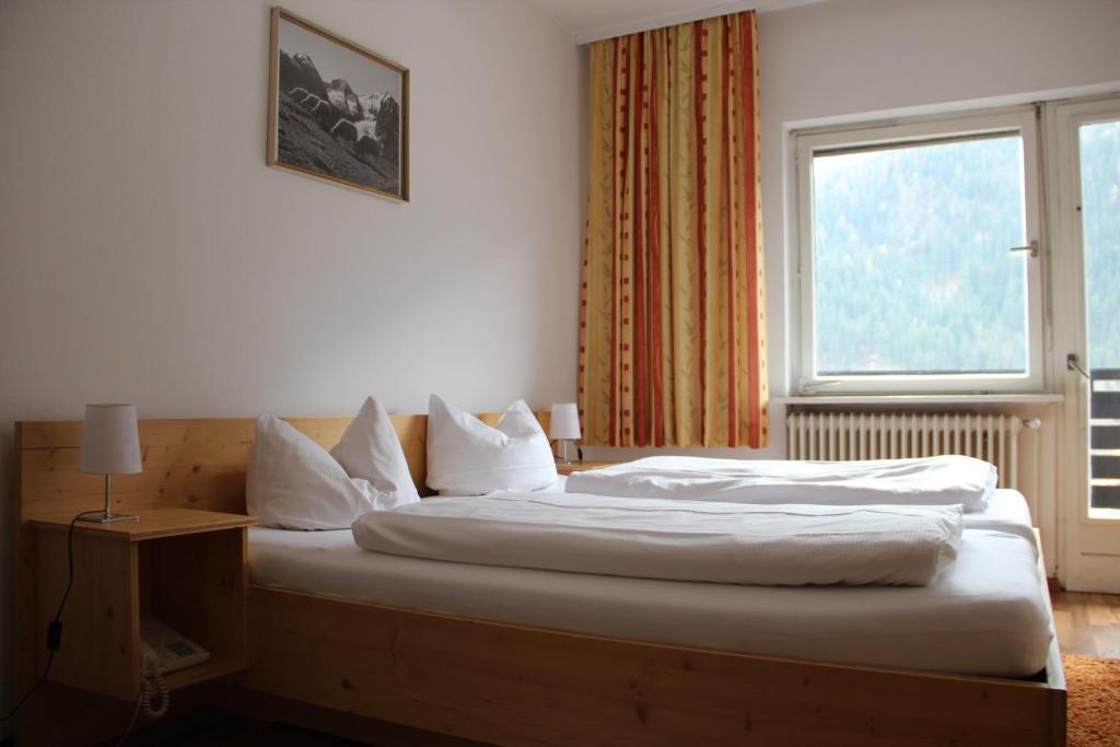 Alpenhotel Oetz Δωμάτιο φωτογραφία